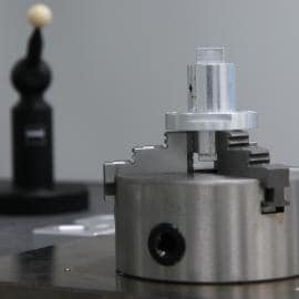 Versatile Solutions &ndash; Modular Kits and Universal Clamping Devices